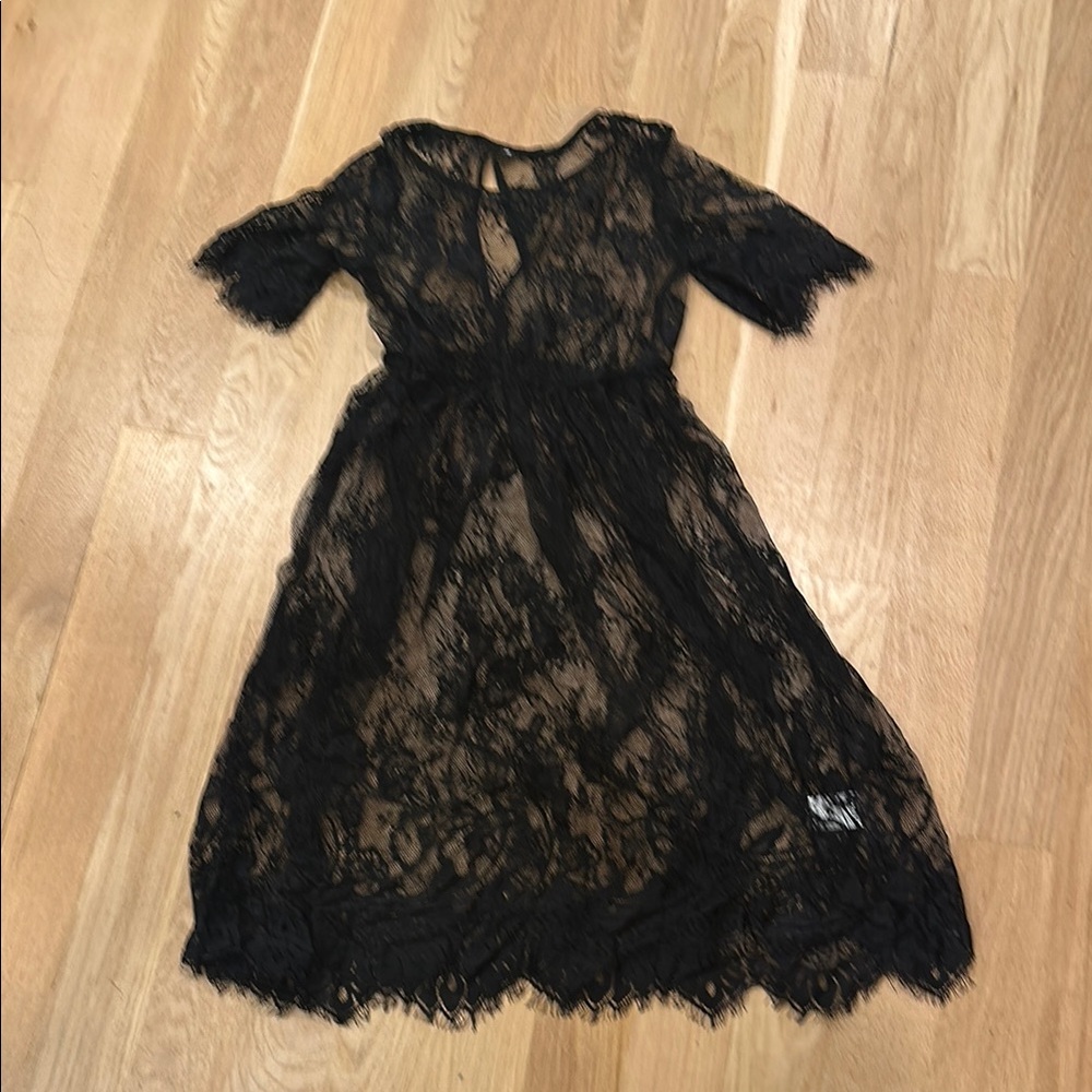 SHEIN Elegant Black Lace Dress